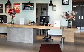 ibis Saint-Denis Stade Ouest